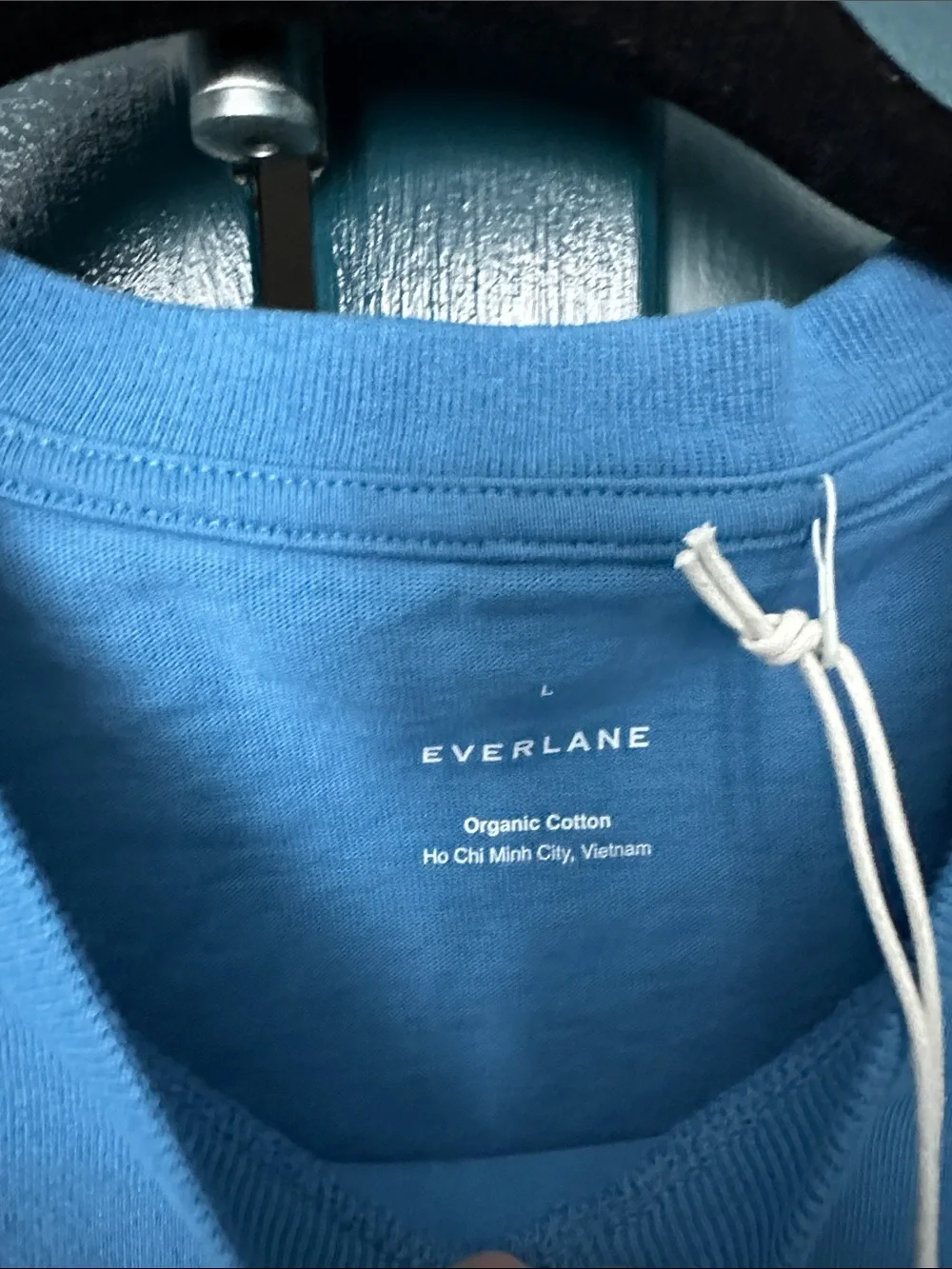 Everlane Blue Short Sleeve Crew Tee - Picture 2 of 2